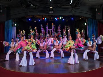 Activities in Havana - Night show at Cabaret Parisien
