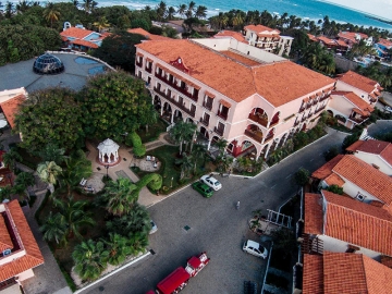 Hotels in Cuba - Hotel Colonial Cayo Coco